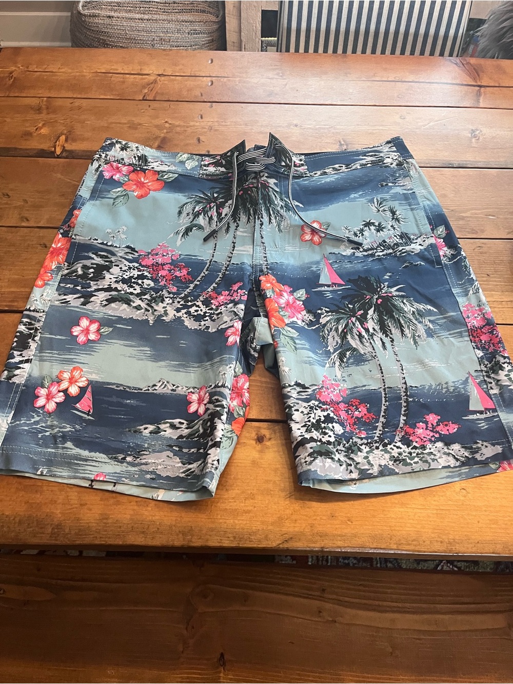 Gap Men's Tropical Palm Print Swim Board Shorts - Blue